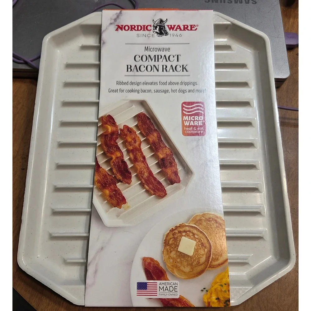 Nordic Ware Microwave Compact Bacon Rack White Ribbed Cookware Tray 60110